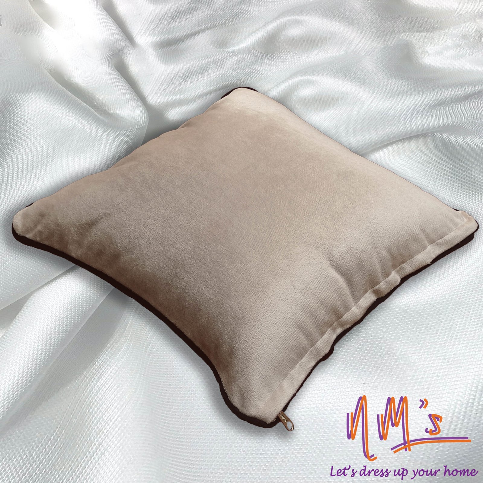 Tren-D-home - Sarung Bantal Polos Beludru 40 cm x 40 cm